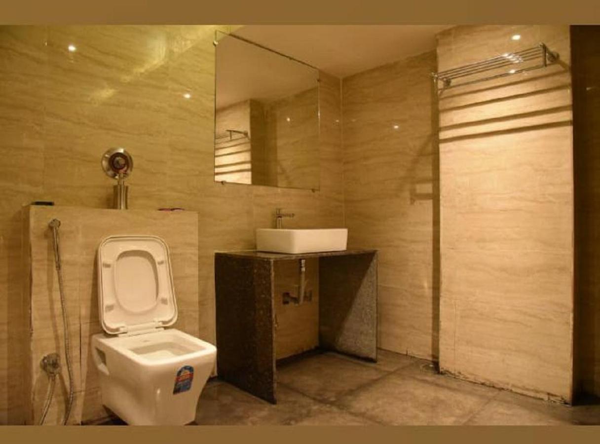 آغْرا Ash Luxury Hotel With View Of Taj Mahal المظهر الخارجي الصورة